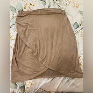 Elegant Tan Women's Skirt